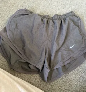 Nike Dri-Fit Shorts Running thumbnail 1