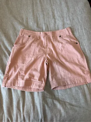 Aventura Women’s Pale Pink Cargo Hiking Shorts thumbnail 2