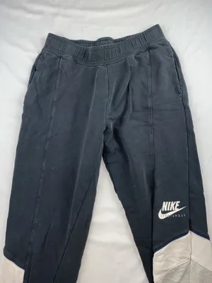 Nike sweats  thumbnail 3