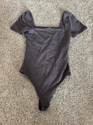 Aritzia Babaton Bodysuit thumbnail 1