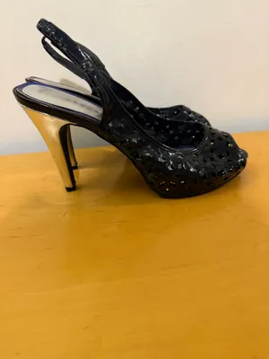 Metaphor Black Slingback Peep-Toe Heels with Floral Cutouts thumbnail 3