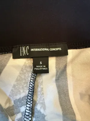 INC International Concepts Black and White Snake Print Curtains Pant thumbnail 2