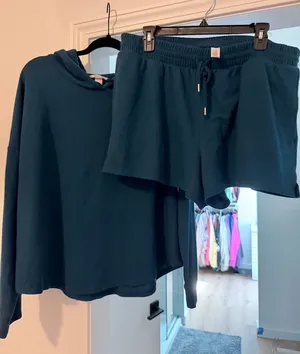 Victoria's Secret Loungewear thumbnail 1