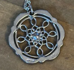 Vintage Avon Rhinestone Marcasite Sun Pendant Necklace thumbnail 3
