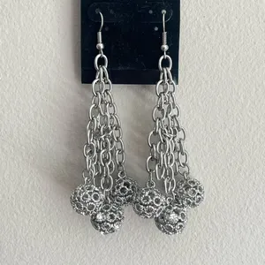 Dangle Earrings Silver Tone Chains Openwork Filigree Balls Fashion Jewelry 3.5in thumbnail 2