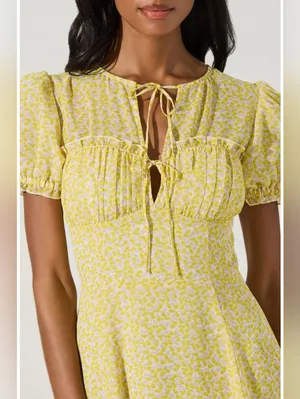 ASTR Print Puff Sleeve Tie Front Dress thumbnail 3