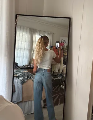 Baggy Light Wash Levi’s Jeans thumbnail 4