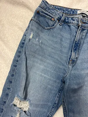 Abercrombie Curve High rise mom jeans thumbnail 4