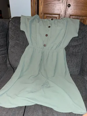 Dress Green Size M thumbnail 1