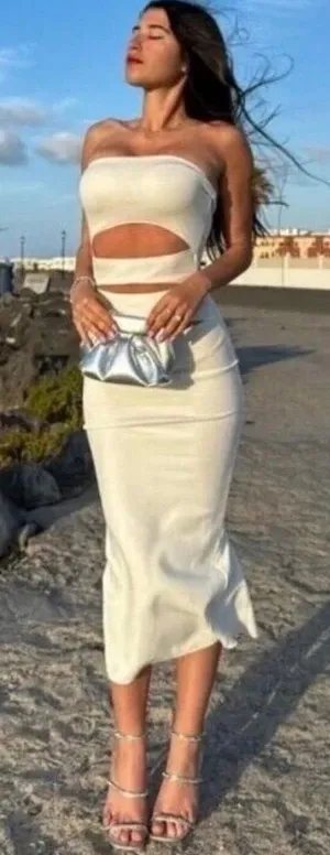 Womens medium Zara White Strapless Cut-Out Maxi Dress thumbnail 1