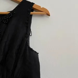 Vintage 90s y2k Adrianna Papell black tiered ruffle beaded vampy sheath dress thumbnail 6