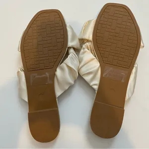 Lulus Dallyce Ivory White Satin Ruched Cross Slide Sandals 7.5 thumbnail 3