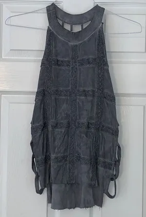 POL Grey Distressed Wash Tank Top thumbnail 1