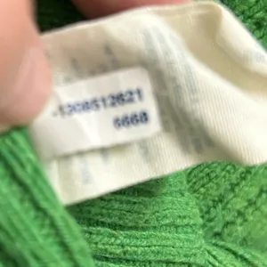 Vintage American Eagle Kelly Green Cable Knit V-Neck Sweater Large Y2K thumbnail 11
