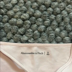 Abercrombie & Fitch Baby Pink Cropped Tank Size Small thumbnail 5
