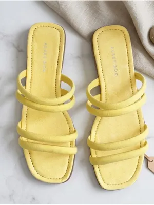 NWT Rocket Dog Double Strap Flat Sandal 10 Slip On Slide Yellow thumbnail 1