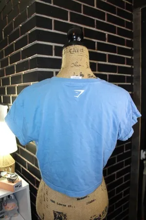 Gymshark Top Crop thumbnail 2