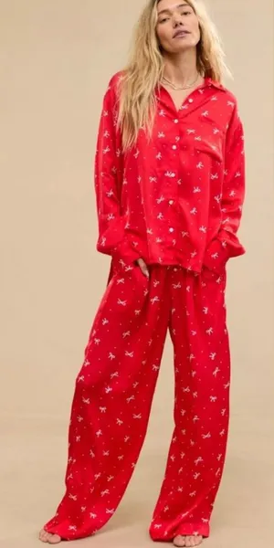Aerie Off-Duty Satin Pajama Bottoms in Red Bow Size Medium Preppy Trendy thumbnail 1