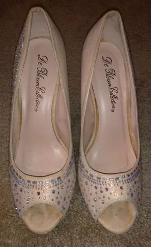 Sparkling Heels Size 9 thumbnail 3