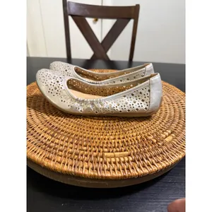 Naturalizer Lindo Silver Metallic Perforated Ballet Flats N5 Comfort Womens 7M thumbnail 4