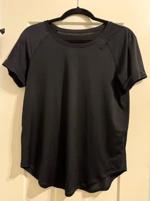 Black Lululemon Tee Shirt - Back In Action Short Sleeve thumbnail 1
