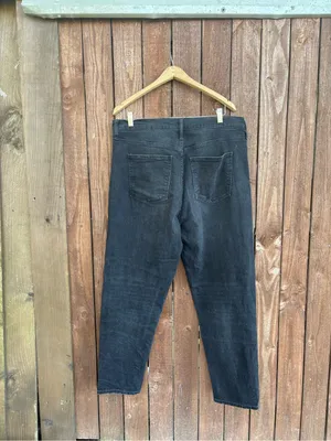 GAP Black High Rise Mom Jeans thumbnail 4