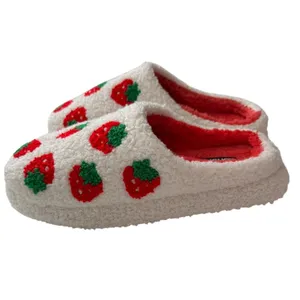Kensie Sherpa Memory Foam Strawberry Print Slip On Slippers Women’s Size 8 thumbnail 3