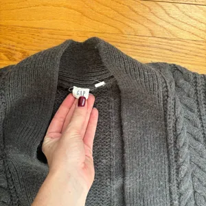 GAP chunky cardigan thumbnail 2