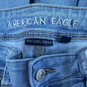 American Eagle Kick Boot Flare‎ Stretch Jeans Womens 8Short Light Wash Fray Hem thumbnail 6