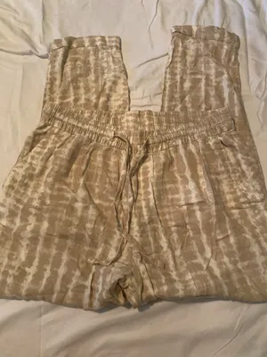 Old Navy Linen Pants. Size Medium thumbnail 2