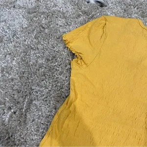 American Eagle Yellow Textured Stretch Crop Top Size Medium thumbnail 4