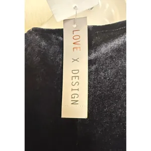 Love X Design Womens M Maxi Dress Black Velvet Long‎ Sleeve V Neck Event NEW thumbnail 6