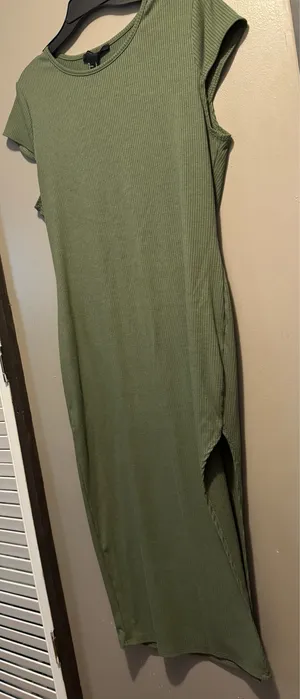 Forever 21 Dress thumbnail 2