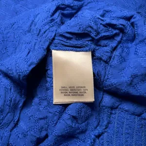 Maeve Anthropologie Blue Textured Asymmetric Button Smocked Crop Blouse Top Sz 2 thumbnail 7