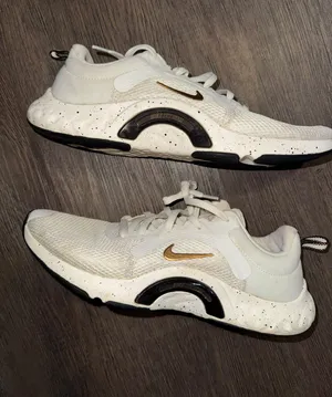 Nike Renew Size 10 thumbnail 1