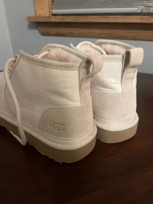 UGG Neumel Cream Boots thumbnail 3