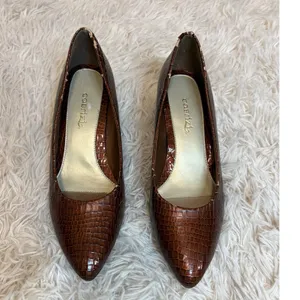 Vintage Cobizi Brown Croc Embossed Pointed Toe Heels Womens‎ Size 7.5 Medium thumbnail 2