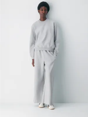 Aritzia TNA Crewneck Sweatshirt in Light Gray Sweatfleece CozyFleece Perfect Fit thumbnail 3