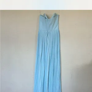 House of CB ‘Marcella’ Ocean Blue Pleated Maxi Dress NWOT size M D-DD‎ thumbnail 4