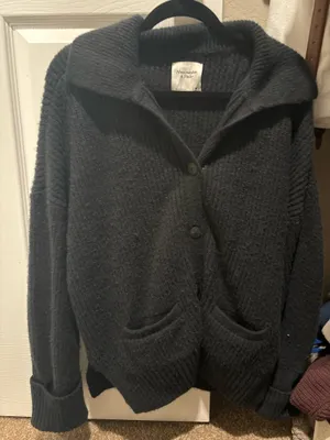 Abercrombie and fitch sweater thumbnail 1