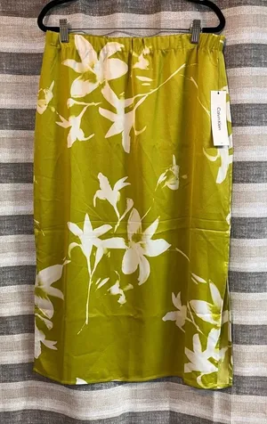 Calvin Klein Green Floral Print Skirt Size Medium‎ thumbnail 1