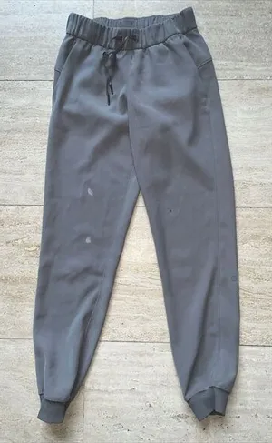 Lululemon‎ sz 2 Keep Moving Jogger Luxtreme Gray Smooth W Stains thumbnail 1
