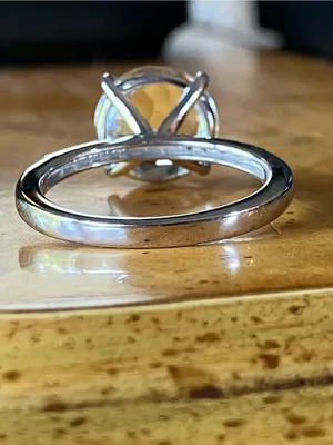 Genuine White Quartz Sterling Silver Ring Size 6 thumbnail 4