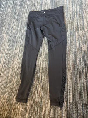 Lululemon Black Ruched Leggings Size 10 29” Inseam Side Pockets thumbnail 3