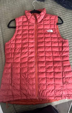 North Face Vest thumbnail 1
