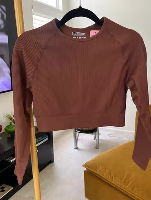 Ribbed Long Sleeved crop top size L Brown Size L thumbnail 1