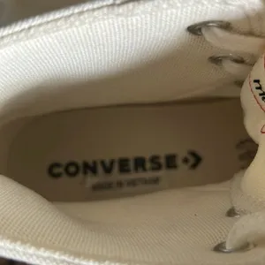 Converse Chuck Taylor High-Top All Star Lift Platform Sneakers W/Hearts Size 9.5 thumbnail 16