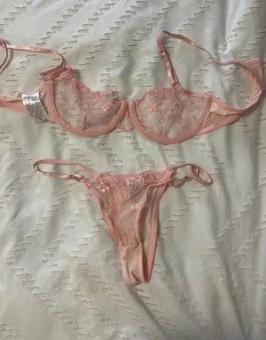 Pink lingerie thumbnail 1