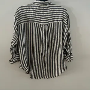 Jane and Delancey Blouse,Striped Size Large. Roll up sleeve button option! thumbnail 9