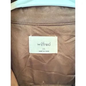 Wilfred Aritzia Short Sleeve Button Up Crop Blouse Brown Women's Size XS thumbnail 3